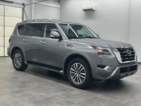 Used 2023 Nissan Armada SL w/ Captain's Chairs Package RWD image 1