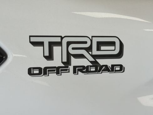 New 2025 Toyota Tacoma TRD Off-Road AWD/4WD image 43