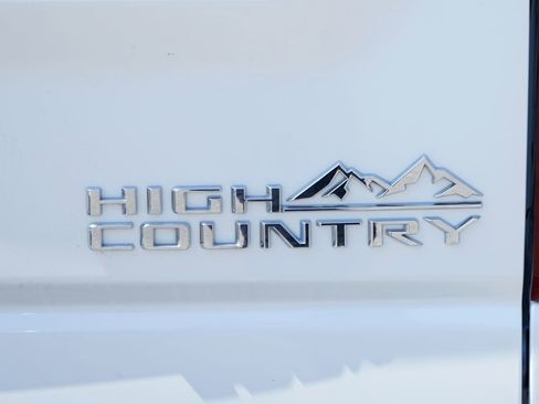 Used 2024 Chevrolet Silverado 3500 High Country w/ High Country Premium Package AWD/4WD image 57