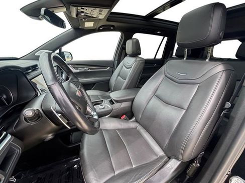 Used 2024 Cadillac XT6 Sport image 7