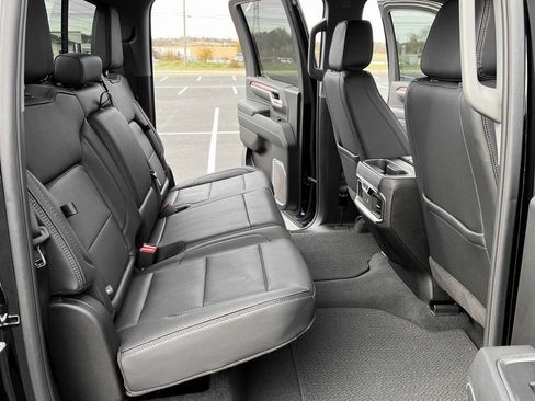 Used 2025 GMC Sierra 2500 Denali image 19