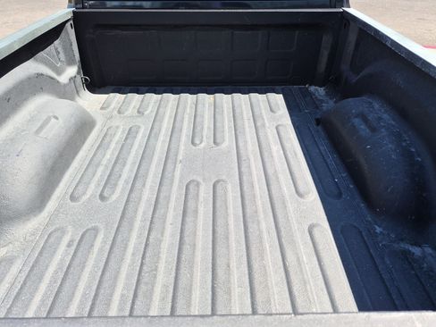 Used 2018 RAM 1500 Express RWD image 30