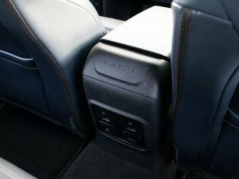 Used 2023 Ford Bronco Wildtrak image 34