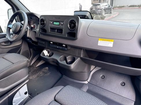 New 2025 Mercedes-Benz Sprinter 3500 image 22