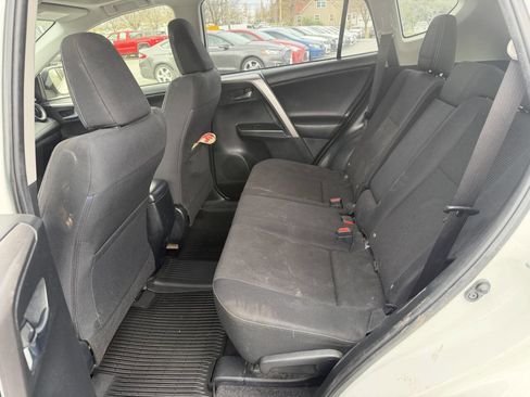 Used 2017 Toyota RAV4 XLE w/ All Weather Liner Package AWD/4WD image 10