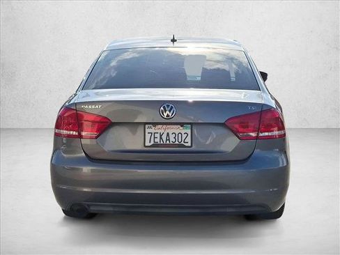 Used 2014 Volkswagen Passat 1.8T S FWD image 8