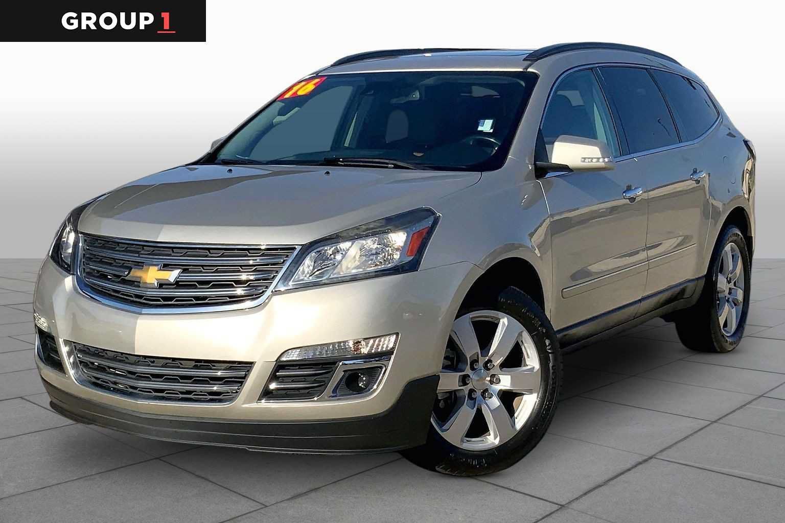 Used 2016 Chevrolet Traverse LTZ FWD image 1