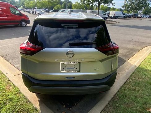 Used 2023 Nissan Rogue SV FWD image 30