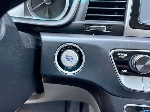 Used 2019 Hyundai Sonata SEL image 64