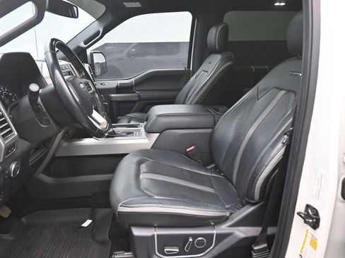 Used 2018 Ford F150 Platinum w/ Equipment Group 701A Luxury AWD/4WD image 18