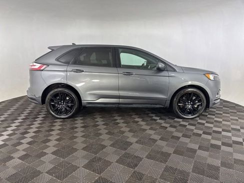 Used 2022 Ford Edge ST-Line w/ Class II Trailer Tow Package image 6
