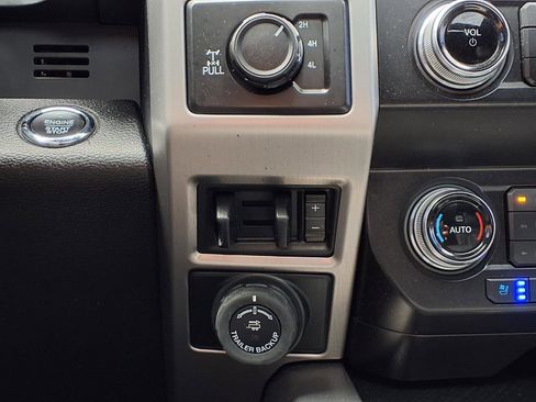 Certified 2020 Ford F250 Platinum w/ FX4 Off-Road Package image 17