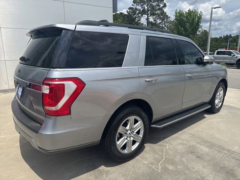 Used 2020 Ford Expedition XLT w/ Equipment Group 202A RWD image 6