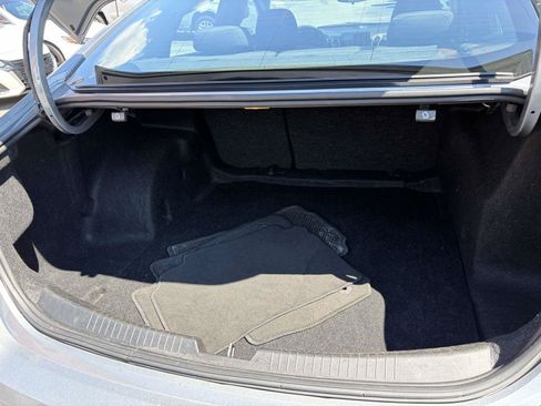 Used 2023 Chevrolet Malibu LT FWD image 29