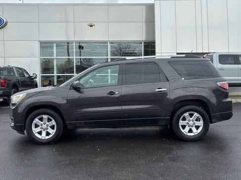 Used 2015 GMC Acadia SLE image 7