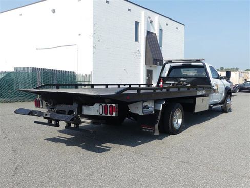 Used 2019 RAM 5500 SLT w/ Quick Order Package 2YG SLT image 6