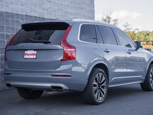 Used 2020 Volvo XC90 T6 Momentum image 6