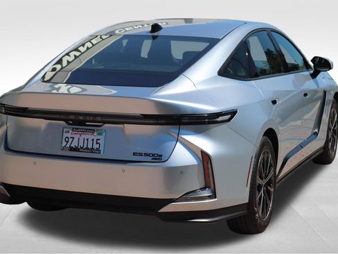 Used 2026 Lexus ES 500e w/ Convenience Package AWD/4WD image 7