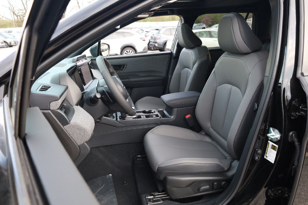 Used 2026 Subaru Outback Limited AWD/4WD image 8