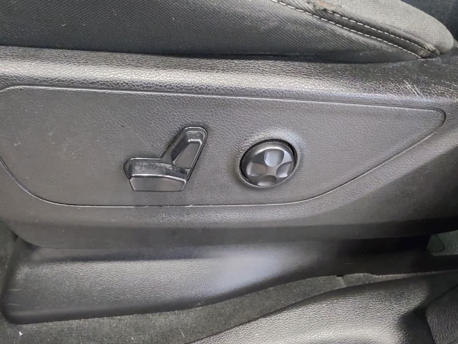 Used 2021 RAM 1500 Big Horn AWD/4WD image 16
