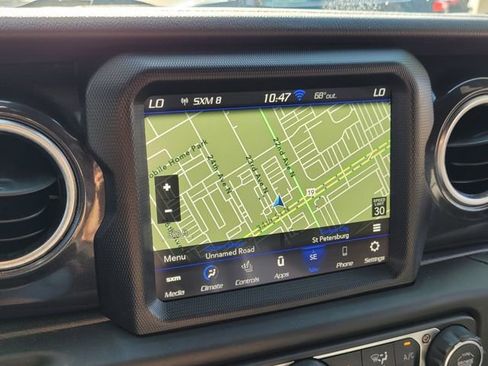 Certified 2023 Jeep Wrangler Rubicon 392 w/ Xtreme Recon 35" Tire Package image 23