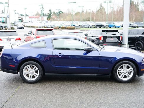 Used 2010 Ford Mustang Coupe image 6