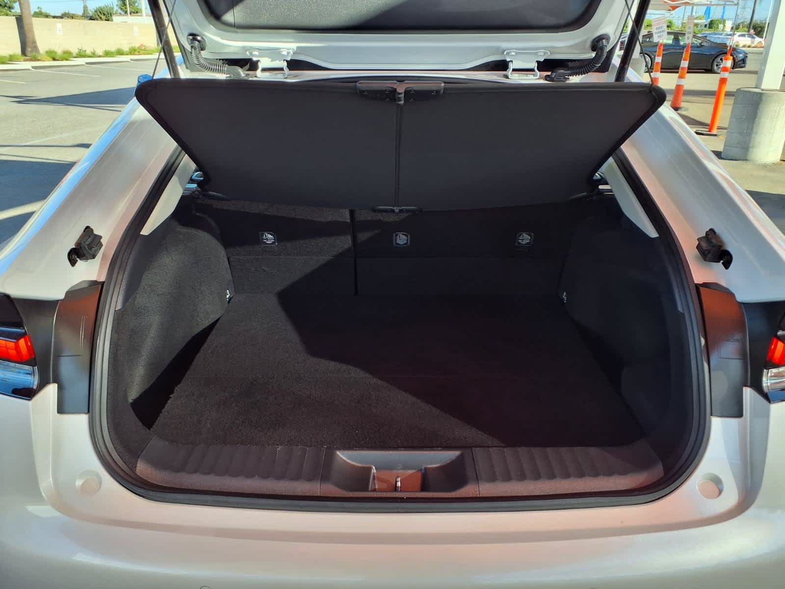 Certified 2026 Toyota Prius XLE FWD image 9
