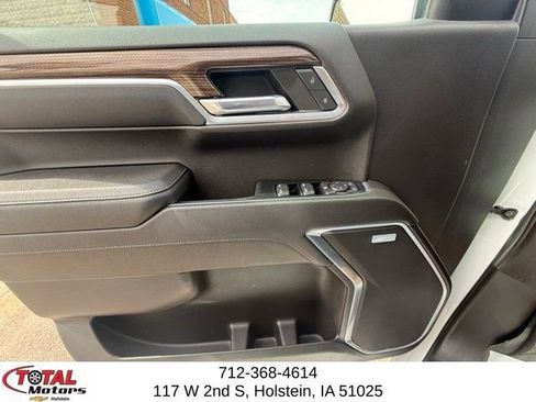 Used 2022 Chevrolet Silverado 1500 RST w/ Redline Edition image 14