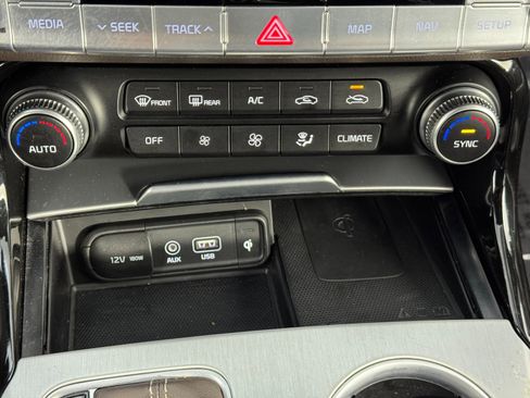 Used 2020 Kia Stinger GT image 27