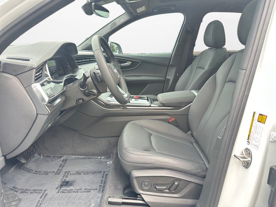 Certified 2026 Audi Q7 3.0T Premium Plus AWD/4WD image 9