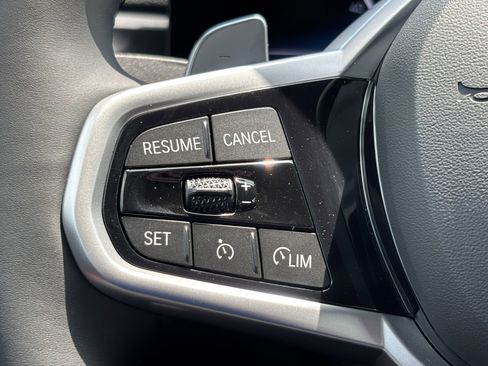 Used 2025 BMW 230i Coupe w/ M Sport Package image 20