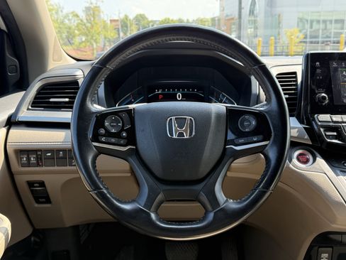 Used 2019 Honda Odyssey EX-L image 17