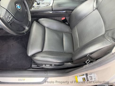 Used 2011 BMW 750i RWD image 33