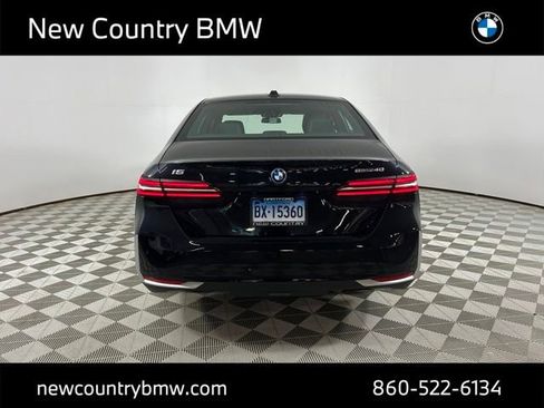 Used 2024 BMW i5 eDrive40i w/ Premium Package RWD image 6