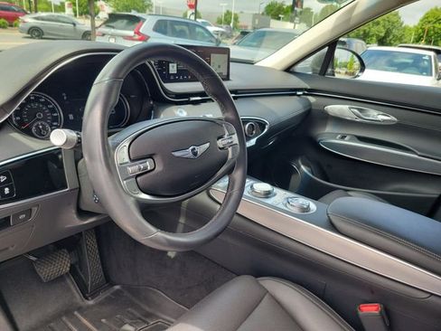 Used 2024 Genesis GV70 2.5T w/ Select Package AWD/4WD image 14