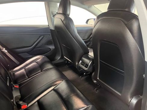 Used 2018 Tesla Model 3 Long Range image 14