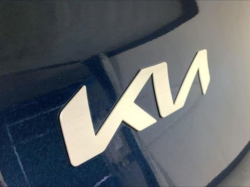 Certified 2025 Kia Sportage EX w/ EX Premium Package image 30