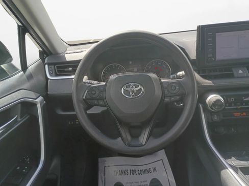 Used 2019 Toyota RAV4 XLE image 12
