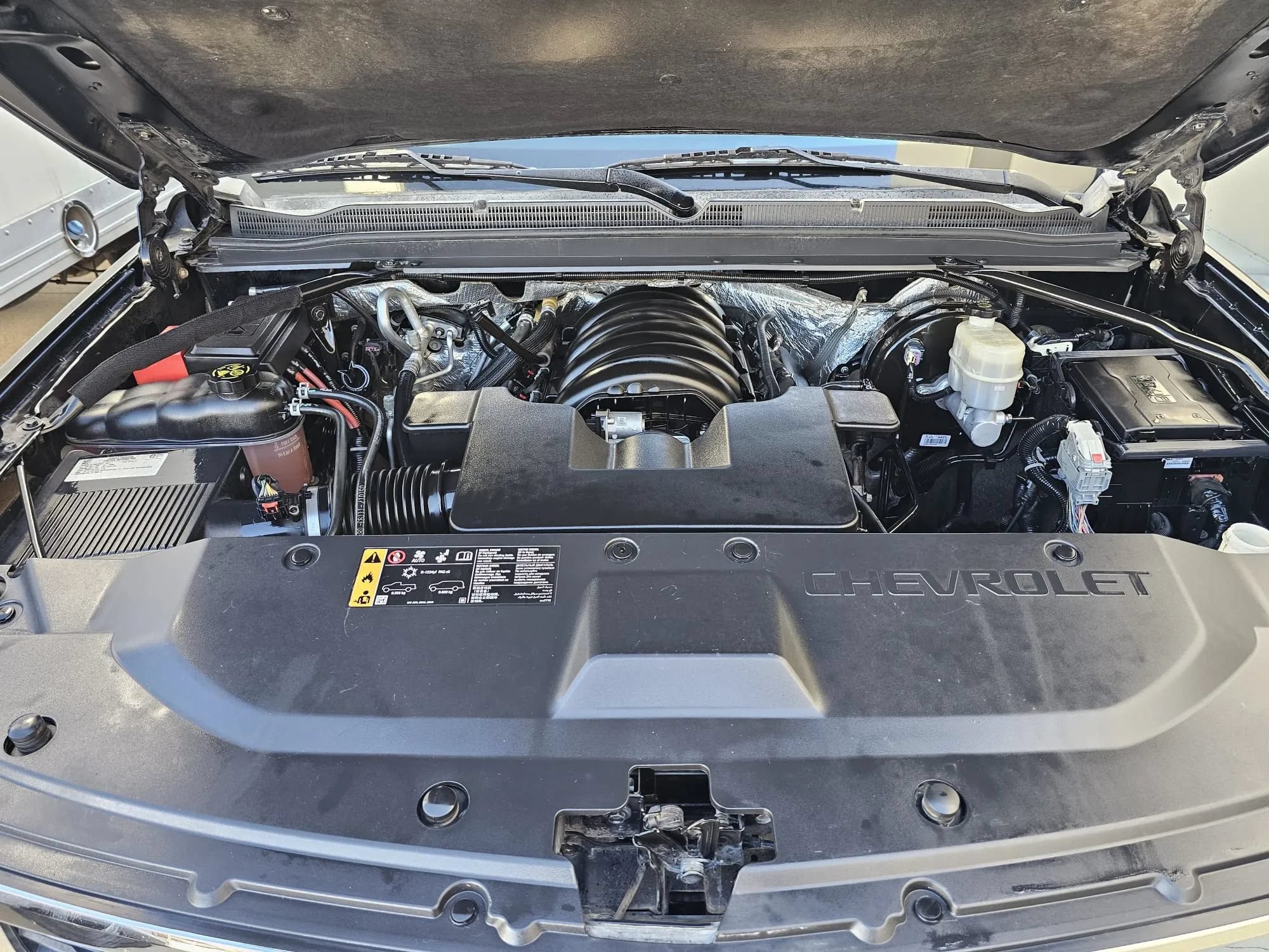 Used 2017 Chevrolet Tahoe LT w/ Z71 Midnight Edition AWD/4WD image 33
