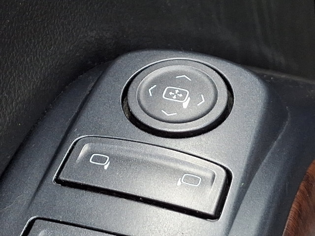 Used 2018 GMC Sierra 1500 SLE w/ SLE Value Package AWD/4WD image 19