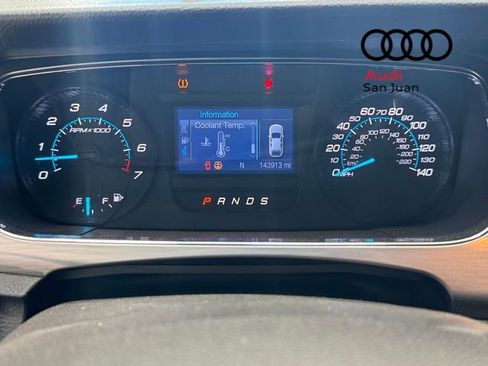 Used 2016 Ford Taurus SEL FWD image 12
