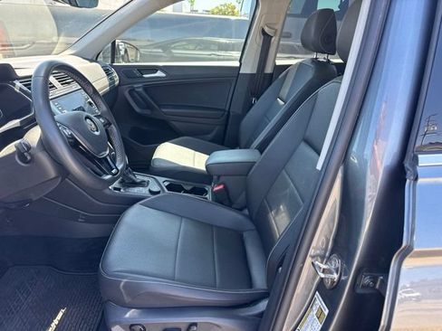 Used 2021 Volkswagen Tiguan SEL AWD/4WD image 9