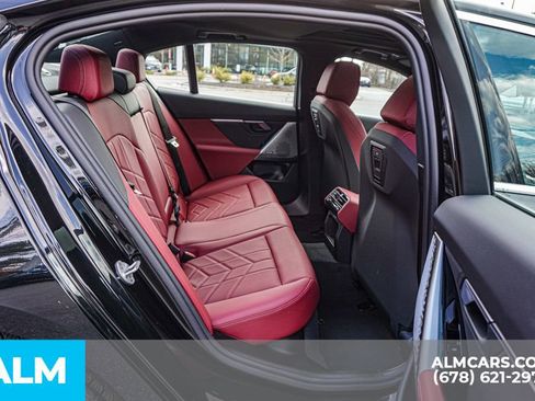 Used 2026 BMW 530i xDrive image 22