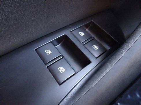 Used 2019 Buick Cascada Premium image 20