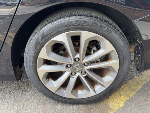 Used 2014 Honda Accord Sport image 10