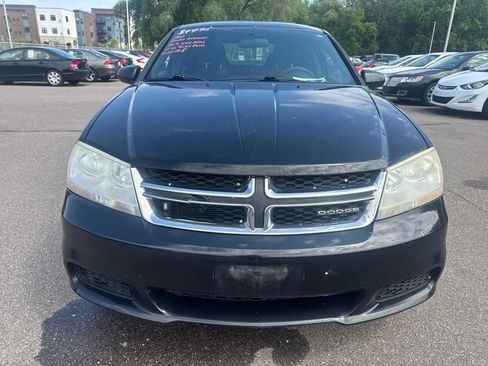Used 2011 Dodge Avenger Mainstreet FWD image 2