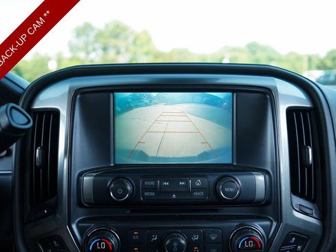 Used 2018 Chevrolet Silverado 1500 LTZ Z71 w/ Centennial Edition AWD/4WD image 11