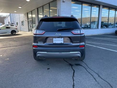 Used 2022 Jeep Cherokee Limited w/ Mopar Interior Package AWD/4WD image 7