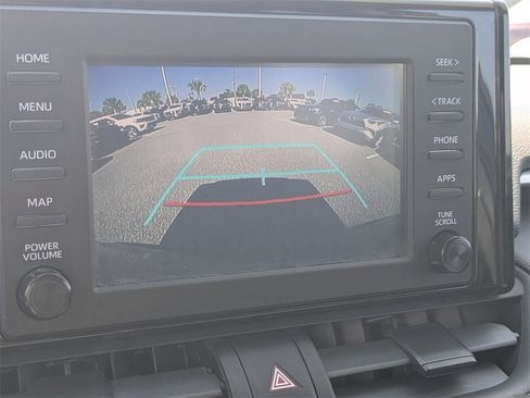 Used 2019 Toyota RAV4 LE image 21