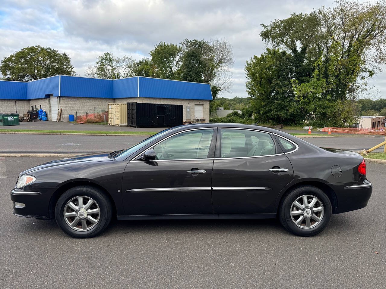Used 2008 Buick LaCrosse CX FWD image 3